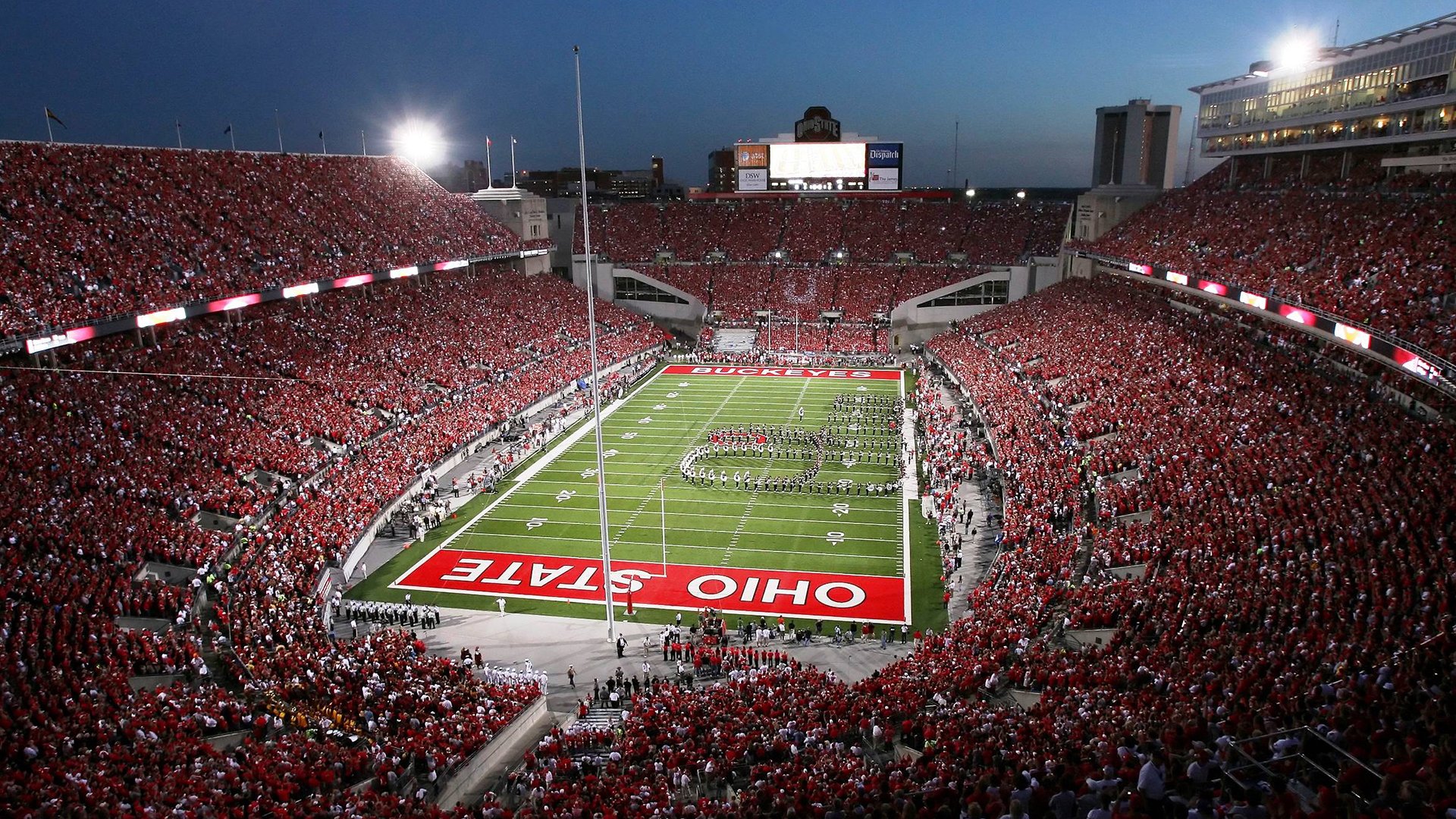 卡昂凭借前场高压掌控比赛节奏,卡昂位置